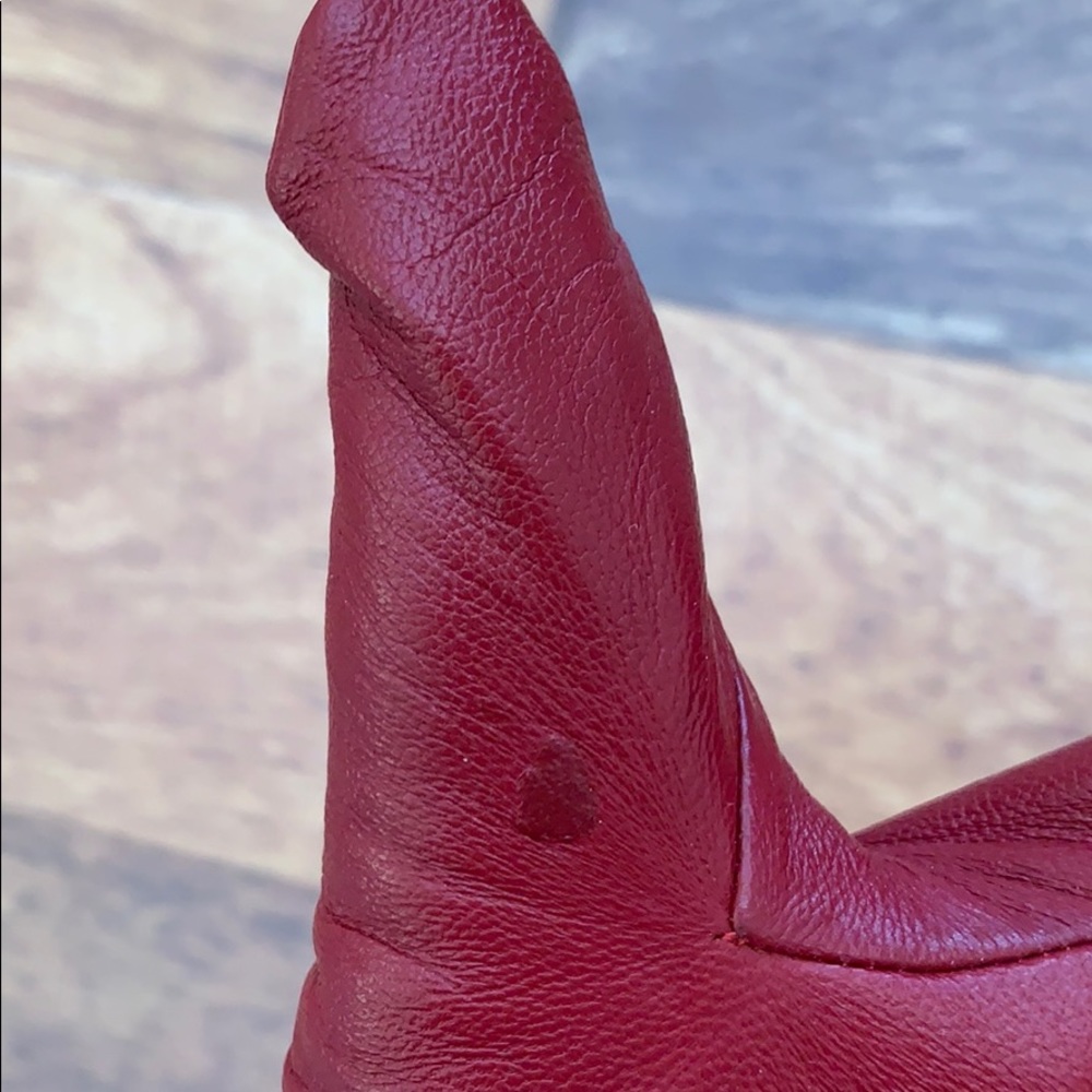 Women’s Genuine Red Leather Gloves - Picture 7 of 8